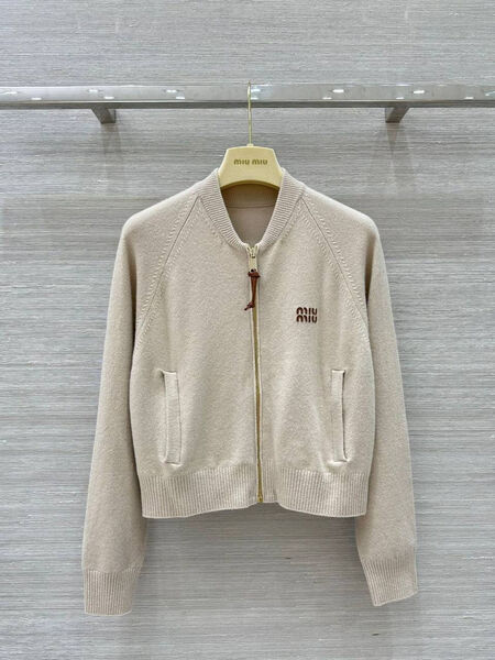 Костюм Miu Miu женский бежевый 168454-2
