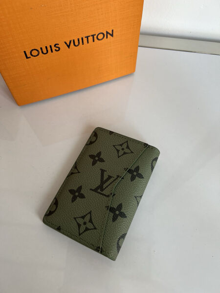 Визитница Louis Vuitton мужской кожа болотный 149882