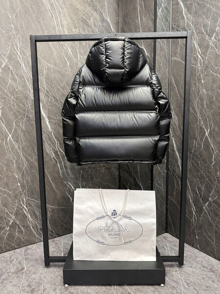 Мужской пуховик Prada мужской черный 165402-3