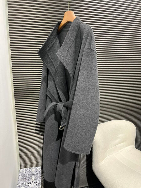 Пальто Loro Piana женский графитовый 158907-6