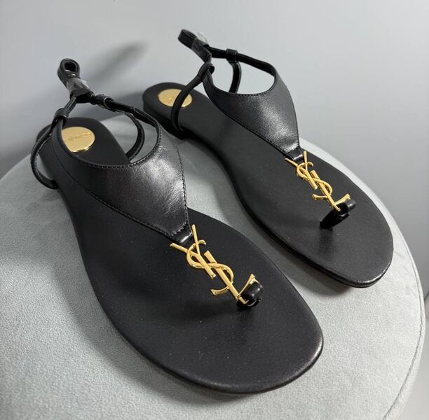 Босоножки Saint Laurent женский кожа черный 187195