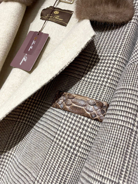 Пальто Loro Piana женский бежевый 93609-4