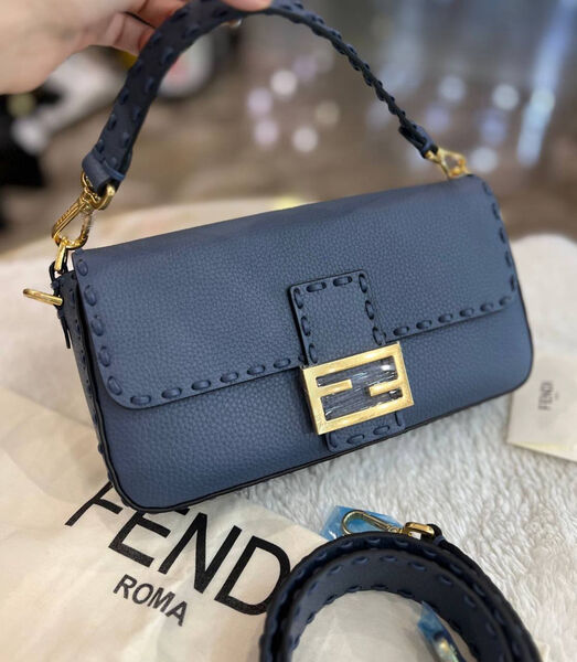 Сумка Fendi Baguette женский кожа черный 120053-2
