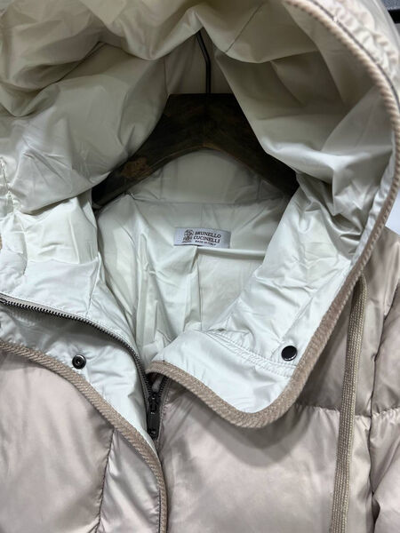 Пуховик Brunello Cucinelli женский графитовый 129973-3