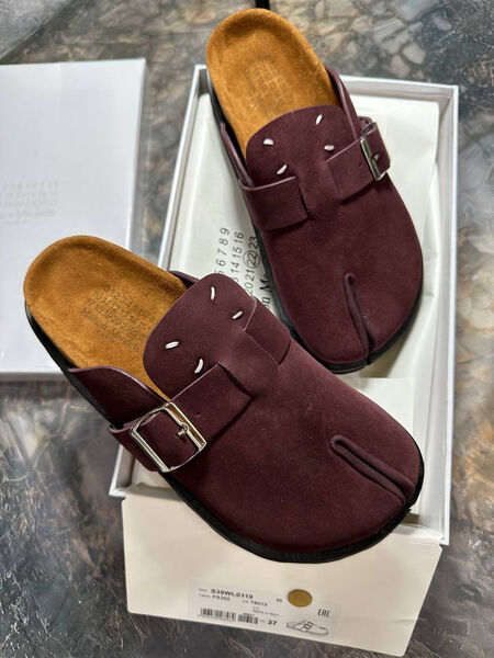 Сабо Maison Margiela женский замша бордовый 156513-2