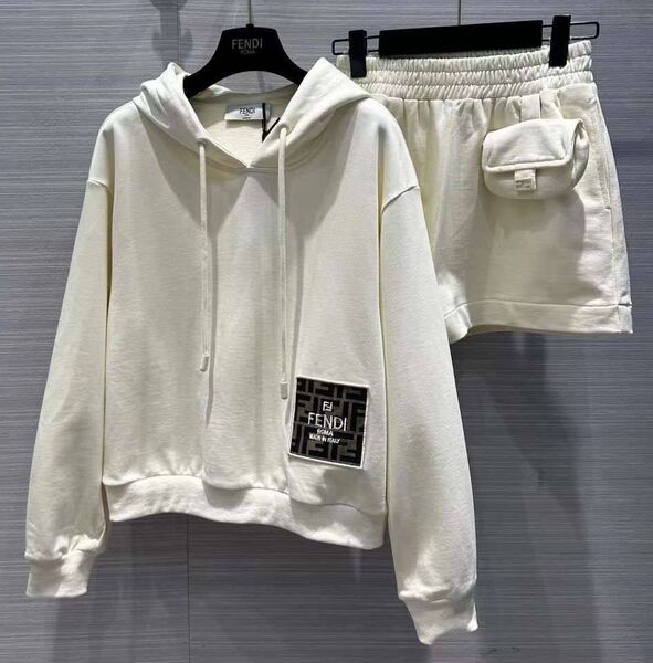 Костюм Fendi женский белый 142173