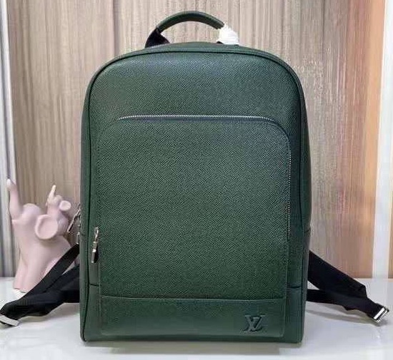 Мужской рюкзак Louis Vuitton мужской кожа болотный 121199