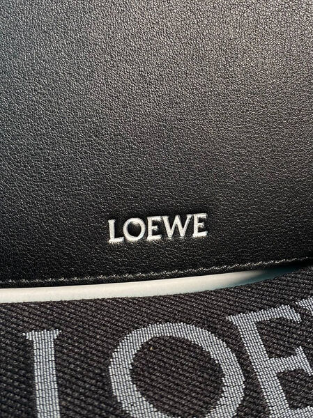Мужская сумка мессенджер Loewe мужской кожа черный 168841-10