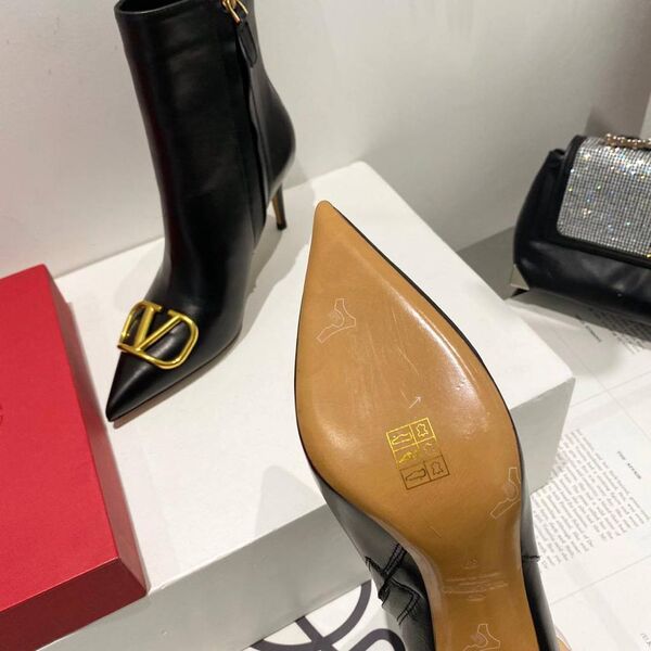 Ботильоны Valentino женский кожа черный 6846-3
