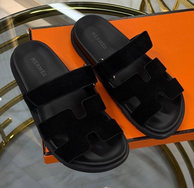 Шлепки Hermès женский замша черный 150430