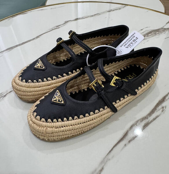 Балетки Prada женский кожа черный 192467-2