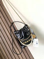 Сумка Chanel 22 женский кожа черный 156373-2