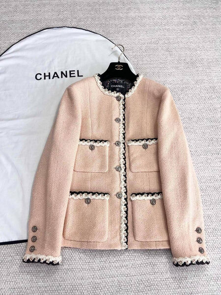 Пиджак Chanel женский бежевый 156611-2