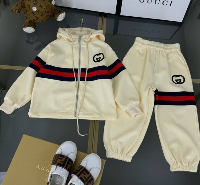 Детский костюм Gucci бежевый 165266