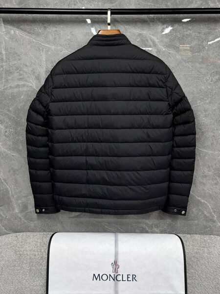 Мужская куртка Moncler мужской черный 200988-2