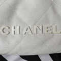 Сумка Chanel 22 женский кожа белый 126351-4