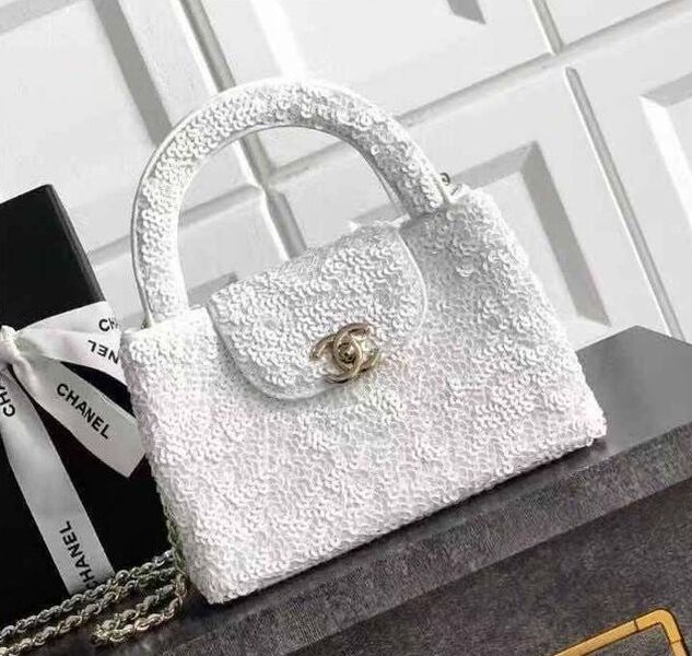 Сумка Chanel женский пайетки молочный 192111