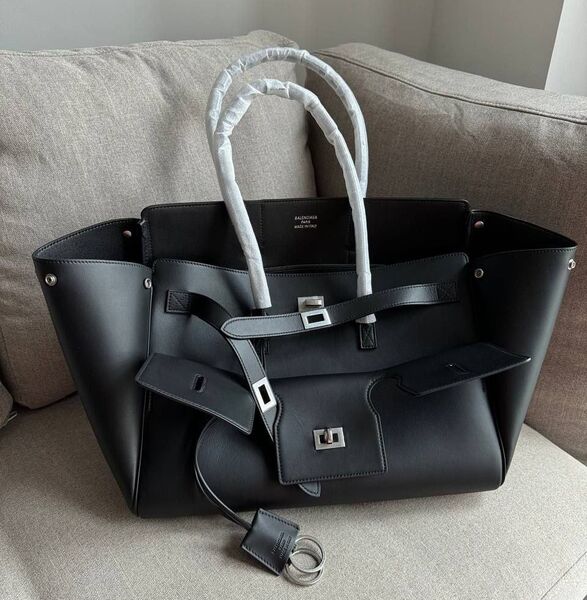 Сумка Balenciaga женский кожа черный 200843