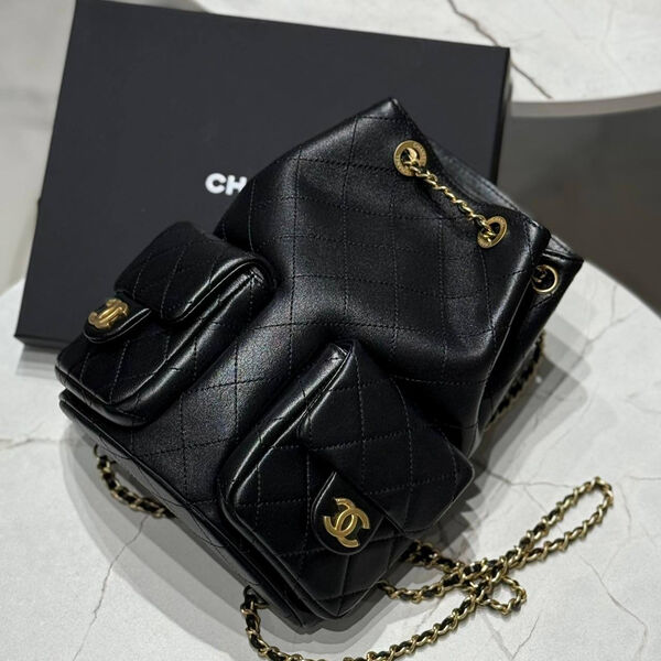 Рюкзак Chanel женский кожа черный 172273-4