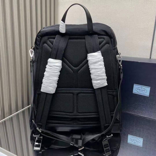 Мужской рюкзак Prada мужской нейлон черный 155491-2