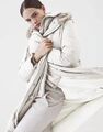 Пуховик Brunello Cucinelli женский белый 62312-3