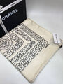 Платок Chanel женский кашемир молочный 164218
