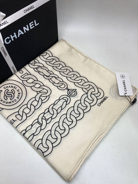 Платок Chanel женский кашемир белый 164218
