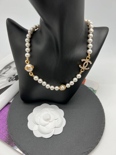 Колье Chanel белый 175843-2