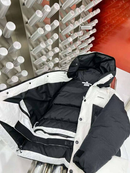Мужской пуховик Burberry мужской белый 161336-5