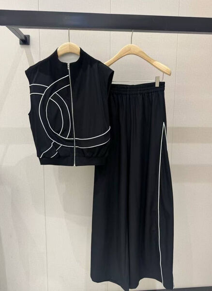 Костюм Chanel женский черный 193138-2