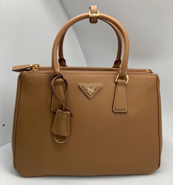 Сумка Prada женский кожа 155401