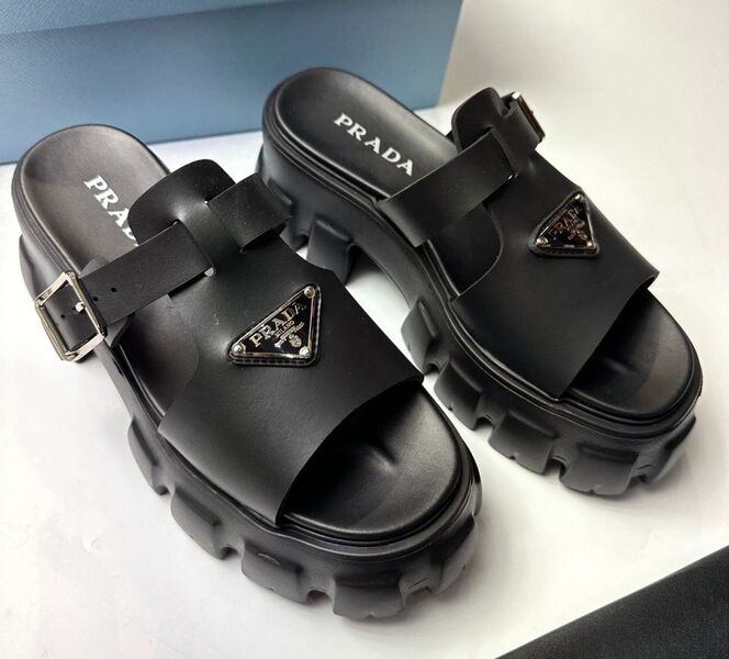 Шлепки Prada женский кожа черный 114798