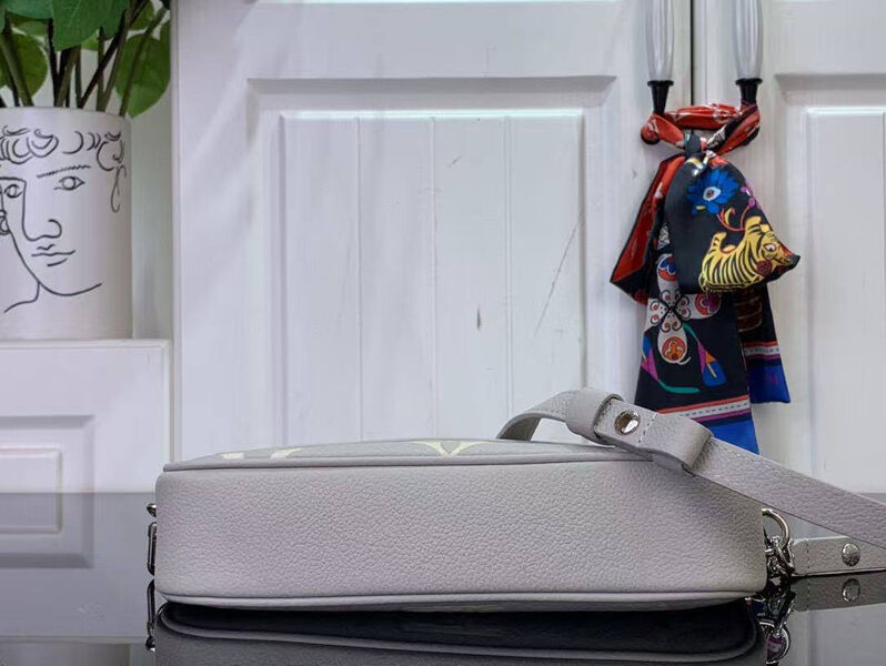 Сумка Louis Vuitton женский кожа графитовый 179906-4