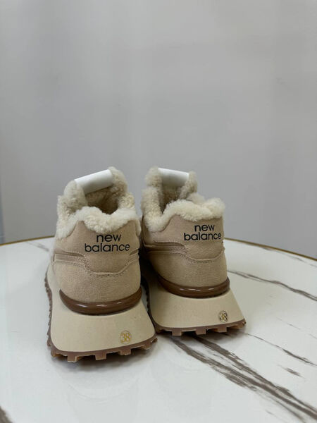 Кроссовки Miu Miu женский замша бежевый 162472-3