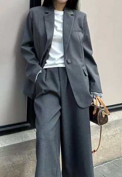 Костюм Saint Laurent женский серебристый 179306