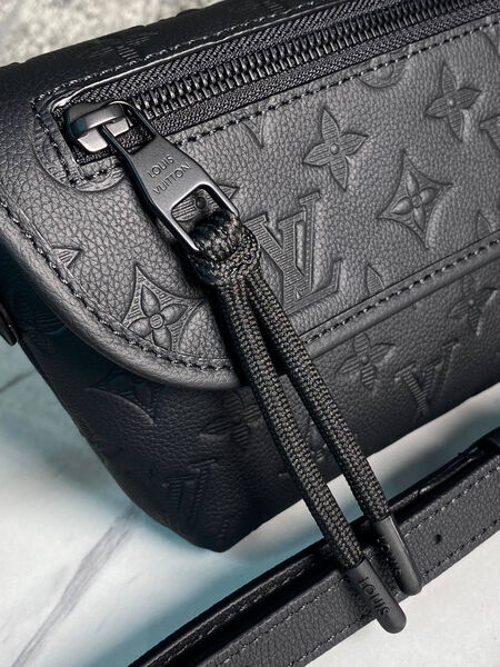 Мужская сумка мессенджер Louis Vuitton мужской кожа черный 169138-7