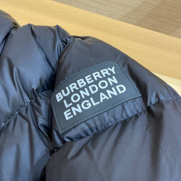 Мужской пуховик Burberry мужской черный 131934-4