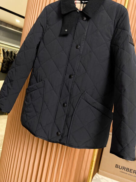 Куртка Burberry женский черный 106852-3