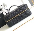 Косметичка Chanel женский кожа черный 153435-1
