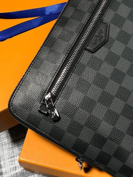 Клатч мужской Louis Vuitton мужской канва графитовый 26214-4