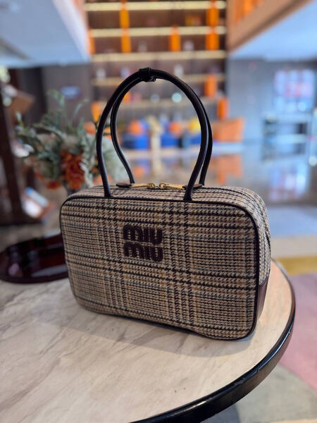 Сумка Miu Miu женский кожа 165498-2