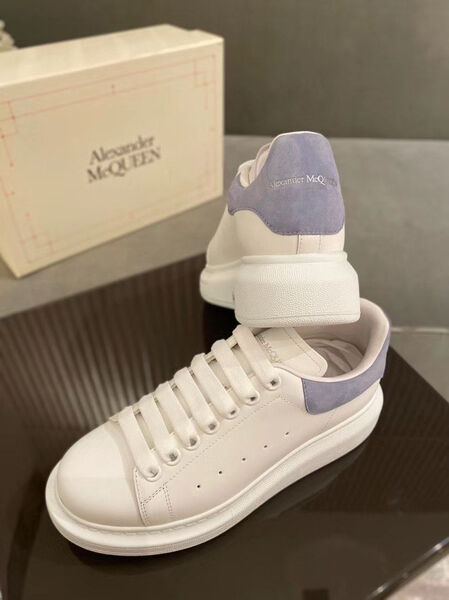 Кеды Alexander McQueen женский кожа белый 149802-2