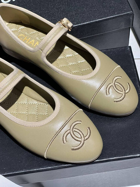 Балетки Chanel женский кожа бежевый 147770-2