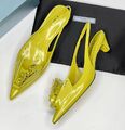 Туфли Prada женский кожа,канва горчичный 136644