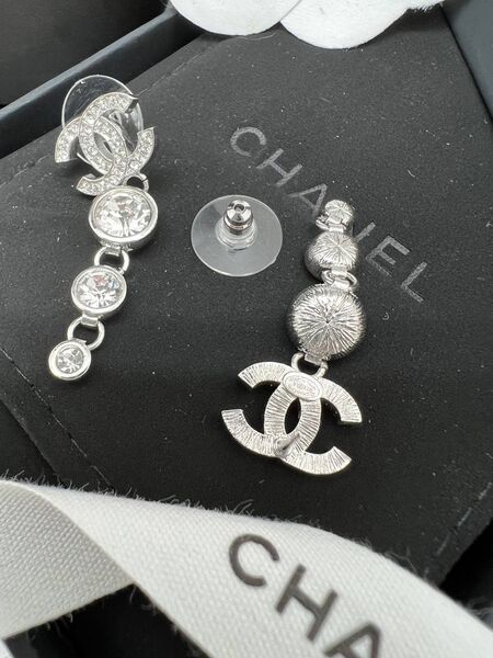Серьги Chanel графитовый 175391