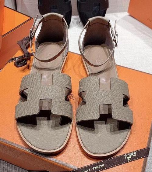 Босоножки Hermès женский кожа бежевый 4791