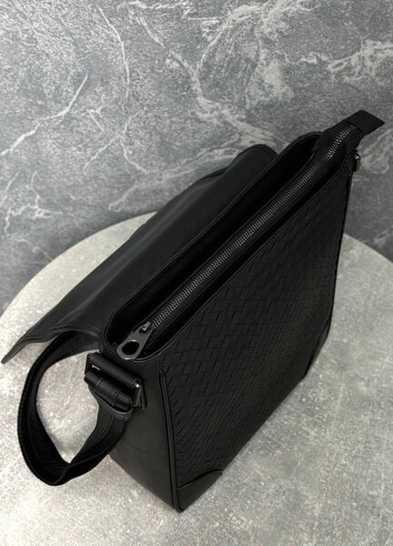 Мужская сумка мессенджер Bottega Veneta мужской кожа черный 200795-3