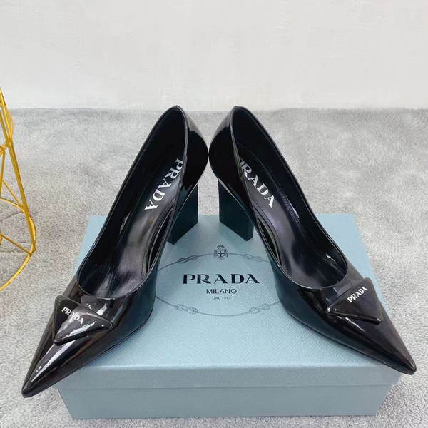 Туфли Prada женский кожа черный 96543-2