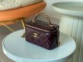 Сумка Chanel женский кожа бордовый 165685-2