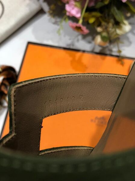 Шлепки Hermès женский кожа болотный 89365-4